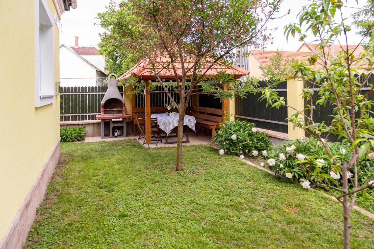 Vanilia Apartman Eger Exterior photo